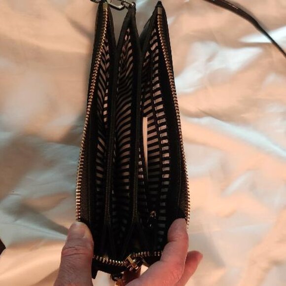 Kate Spade New York Crossbody - Picture 3 of 5